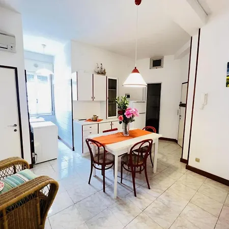 Apartment Spacious Flat In The Centre Of Bibione *